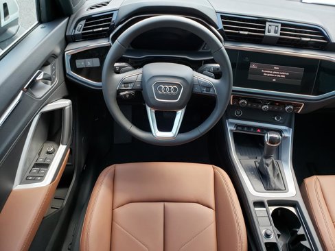New 2025 Audi Q3 2.0T Premium Plus image 10