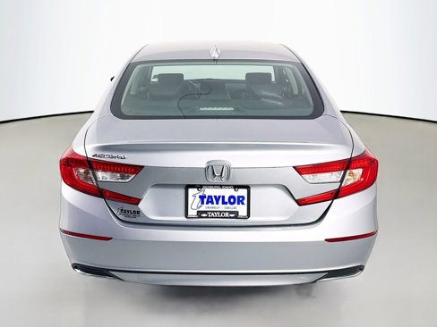 Used 2020 Honda Accord EX image 6