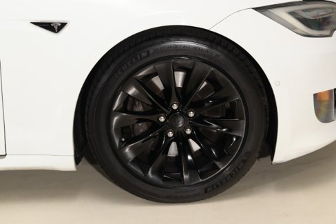 Used 2016 Tesla Model S 75D image 25