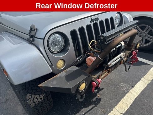 Used 2017 Jeep Wrangler Unlimited Sahara image 11