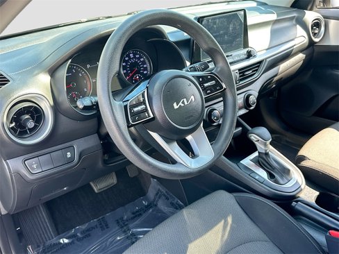 Certified 2023 Kia Forte LXS image 9