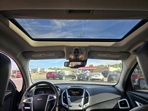 Used 2015 GMC Terrain SLT image 24