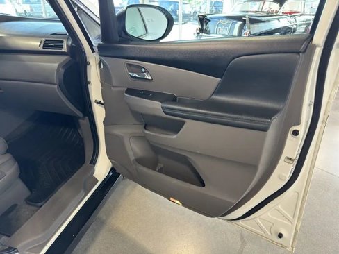 Used 2015 Honda Odyssey EX-L image 23