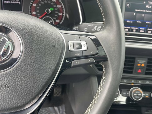 Certified 2021 Volkswagen Jetta SE w/ SE Cold Weather Package image 25