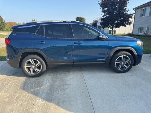 Used 2020 GMC Terrain SLT image 7