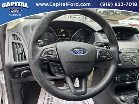Certified 2018 Ford Focus SE image 23