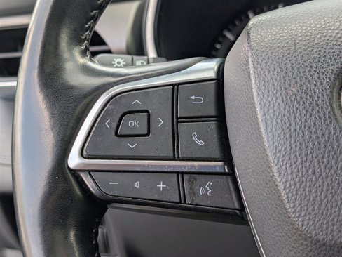 Used 2021 Toyota Highlander Limited image 24