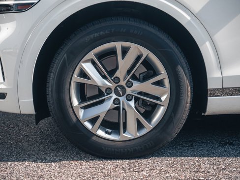 Used 2022 Genesis GV70 2.5T image 13