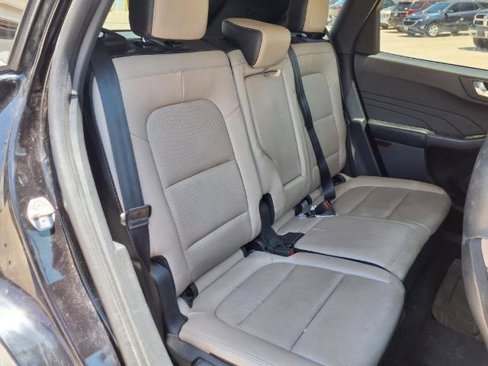 Used 2022 Ford Escape SEL image 13