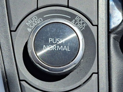 Used 2021 Toyota RAV4 Limited image 26