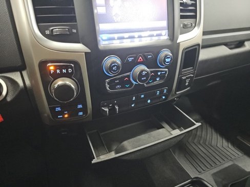 Used 2018 RAM 1500 Big Horn image 28