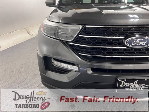 Used 2020 Ford Explorer XLT w/ Equipment Group 202A image 11