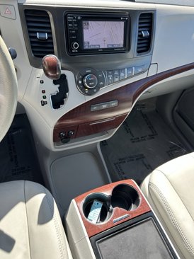 Used 2014 Toyota Sienna XLE image 20