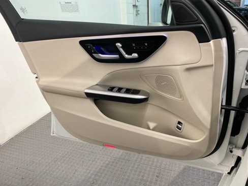 Certified 2024 Mercedes-Benz C 300 Sedan image 9