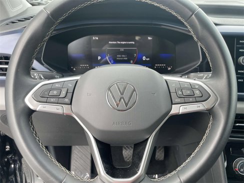 Certified 2023 Volkswagen Taos SE image 20
