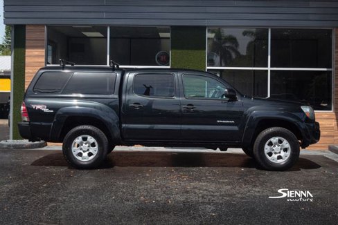 Used 2010 Toyota Tacoma 4x4 Double Cab image 2