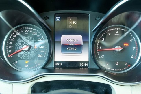Used 2019 Mercedes-Benz GLC 300 w/ Premium Package image 29