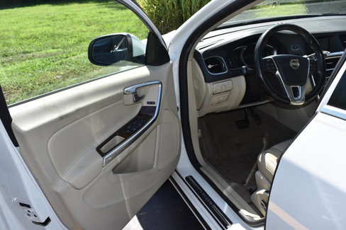 Used 2014 Volvo S60 T5 image 10