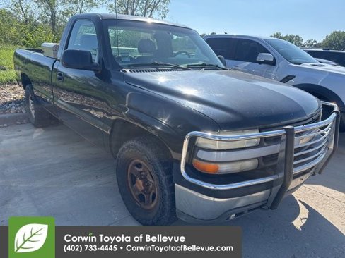 Used 2001 Chevrolet Silverado 1500 4x4 Regular Cab image 1