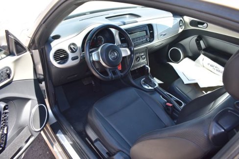 Used 2013 Volkswagen Beetle 2.5 image 17
