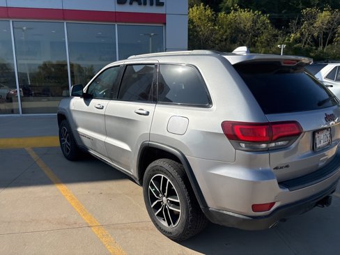 Used 2017 Jeep Grand Cherokee Trailhawk w/ Trailhawk Luxury Group image 5