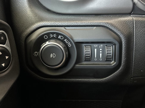 Used 2020 Jeep Wrangler Unlimited Sport S image 40