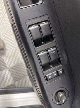 Used 2016 Jeep Compass Sport w/ Power Value Group image 13