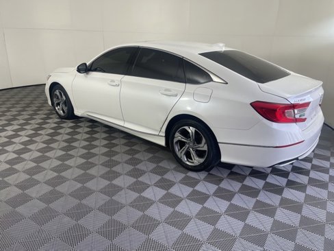 Used 2019 Honda Accord EX image 11