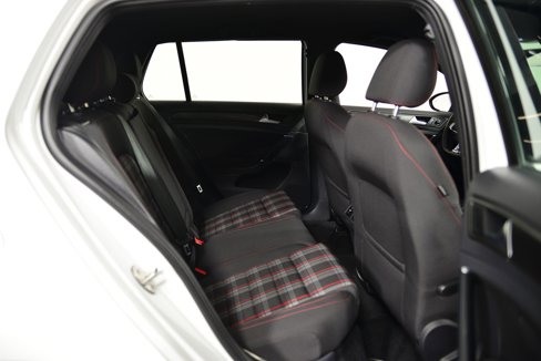 Used 2019 Volkswagen Golf S image 23