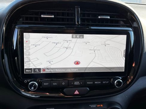 Used 2024 Kia Soul EX image 25