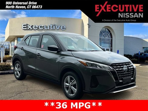 New 2025 Nissan Kicks Play S image 1