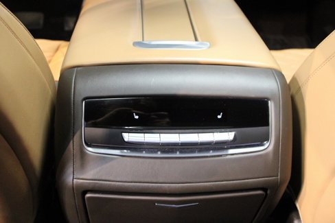 Used 2022 Cadillac Escalade Premium Luxury image 24