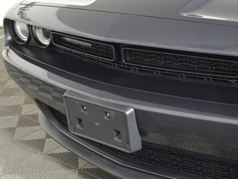 Used 2018 Dodge Challenger SXT w/ Blacktop Package image 11