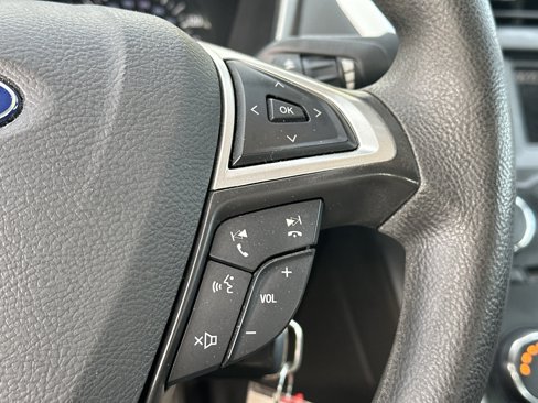 Used 2013 Ford Fusion SE image 15