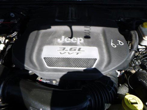 Used 2012 Jeep Wrangler Sport image 21