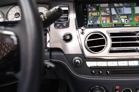 Certified 2020 Rolls-Royce Dawn image 16
