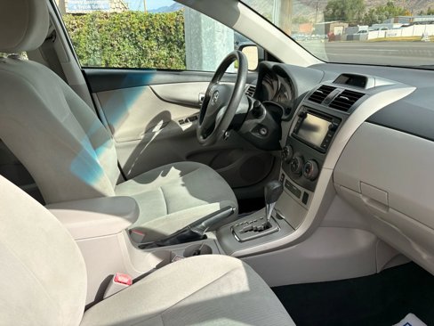 Used 2013 Toyota Corolla LE Special Edition image 9