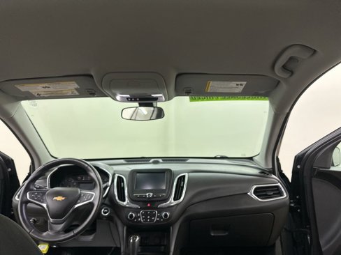 Used 2018 Chevrolet Equinox LT image 24