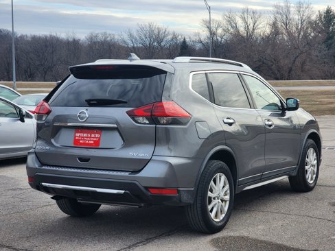 Used 2017 Nissan Rogue SV image 7