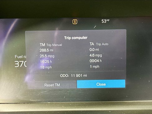 Certified 2025 Volvo S60 B5 Core image 12