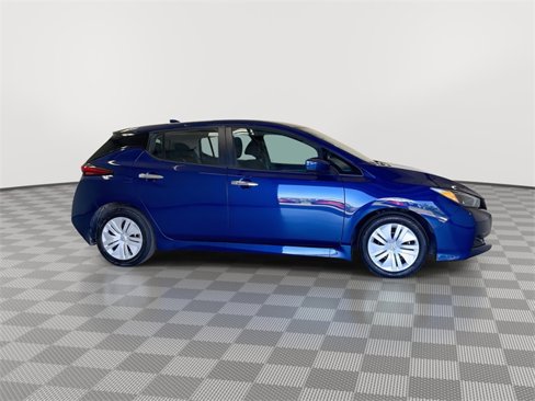 Certified 2024 Nissan Leaf S image 13