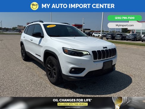Used 2023 Jeep Cherokee Altitude Lux image 1