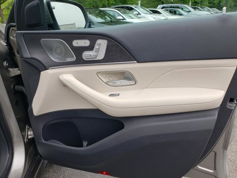 Used 2020 Mercedes-Benz GLE 350 4MATIC image 27