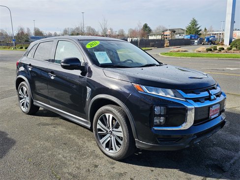 Used 2021 Mitsubishi Outlander Sport SE image 3