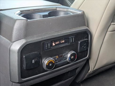 Used 2018 Ford Expedition Max XLT w/ Equipment Group 202A image 18