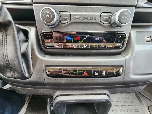 Used 2023 RAM ProMaster 2500 image 37