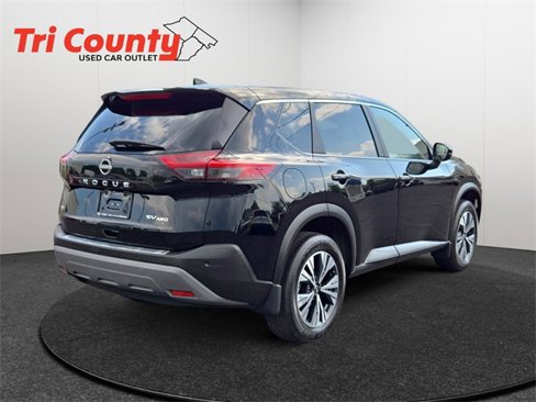 Used 2022 Nissan Rogue SV image 8