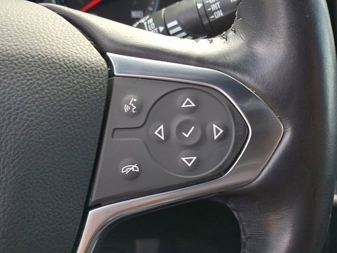 Used 2022 Chevrolet Traverse LT image 24