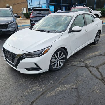 Used 2020 Nissan Sentra SV w/ SV Premium Package image 1