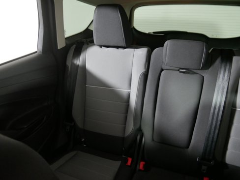 Used 2015 Ford Escape SE image 12